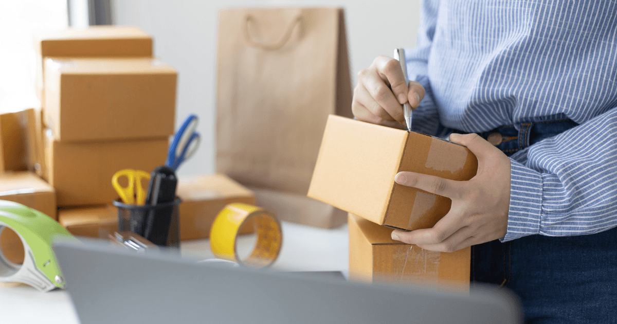 person selling board game online